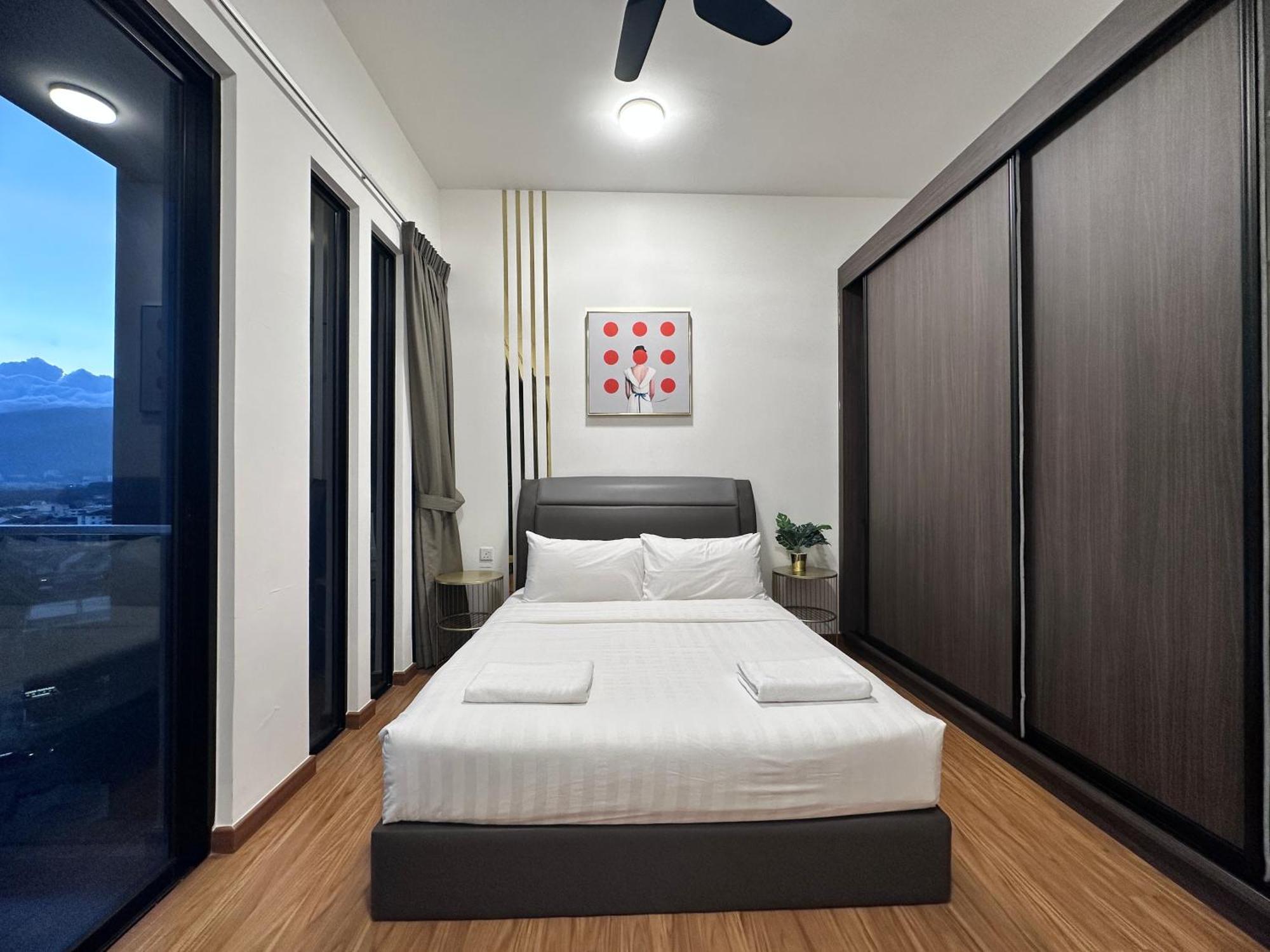 New 2Br Georgetown Warm And Lovely Homestay 10Pax-无敌美景两房民宿 Beacon Executive Suite ภายนอก รูปภาพ