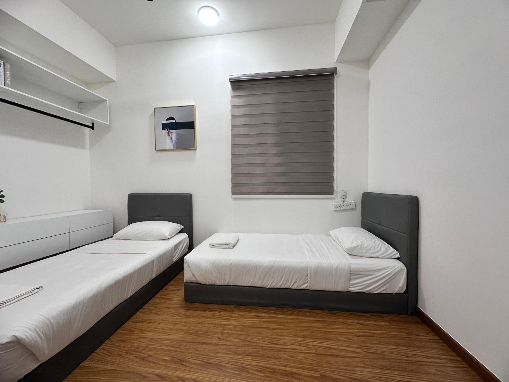 New 2Br Georgetown Warm And Lovely Homestay 10Pax-无敌美景两房民宿 Beacon Executive Suite ภายนอก รูปภาพ